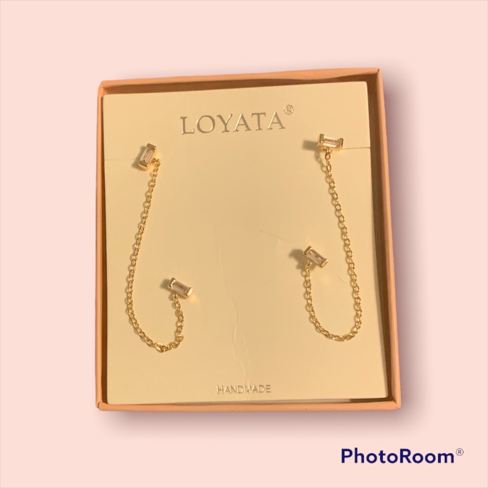 Loyata dangley earrings